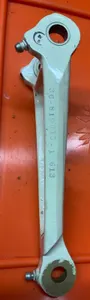 🇺🇸 NOS 36-810015-1  Beech 58 Main Gear Torque link Knee Upper NEW